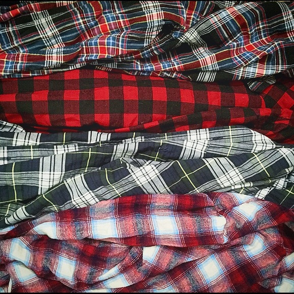 90’s Inspired Plaid Flannel Bundle - Picture 1 of 5